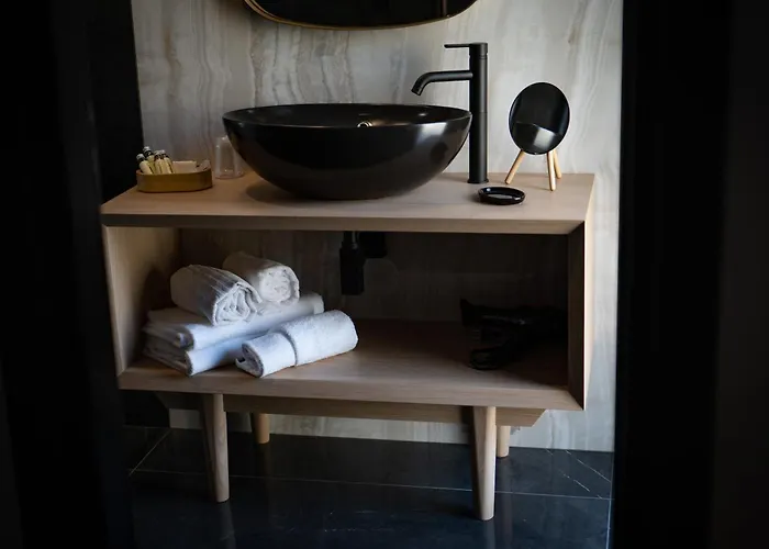 Ingrid Bed & Breakfast 4*